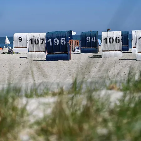 Sleep Space 21 - Green Tiny Spot Schillig Сasa de vacaciones Schillig