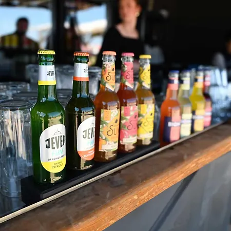 Sleep Space 21 - Green Tiny Spot Schillig Сasa de vacaciones Schillig